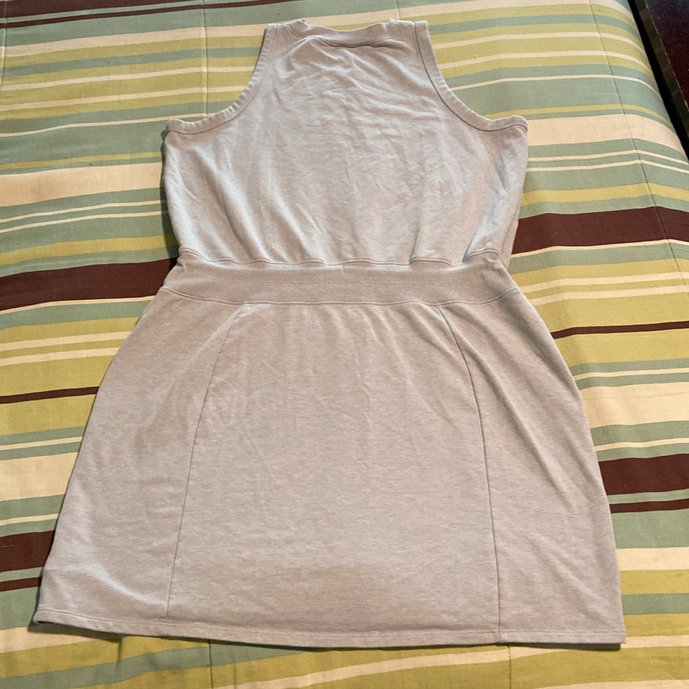 Pullover Athletic Dress by The NorthFace Brand.  EUC! - Picture 16 of 16